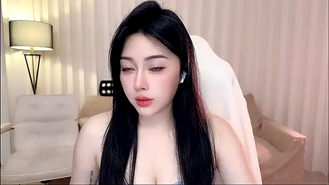 Snapshot of K-moumou chatting on May 8, 2026, 4:01 pm K-moumou online show from May 8, 2026, 4:01 pm