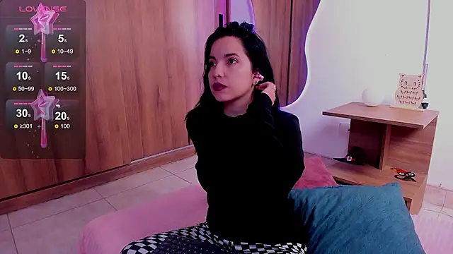 tatiana sc online show from October 25, 2025, 12:23 pm