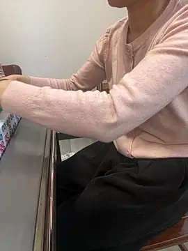 Linda-LL online show from February 22, 2026, 5:30 am