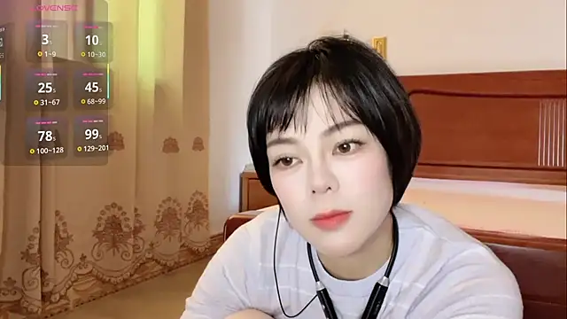 Linda-LL online show from July 22, 2026, 2:25 am