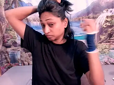 indianspicey online show from November 10, 2025, 4:55 am