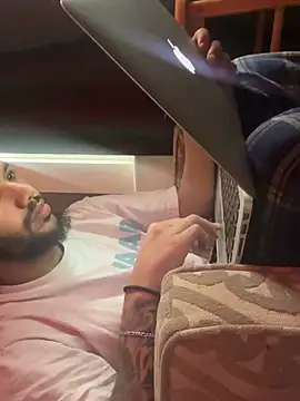 Snapshot of da1jaxx chatting on February 11, 2025, 5:07 pm da1jaxx online show from February 11, 2025, 5:07 pm