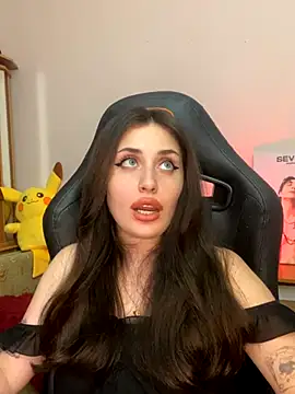 Snapshot of B9ra6 chatting on December 8, 2024, 7:00 pm B9ra6 online show from December 8, 2024, 7:00 pm