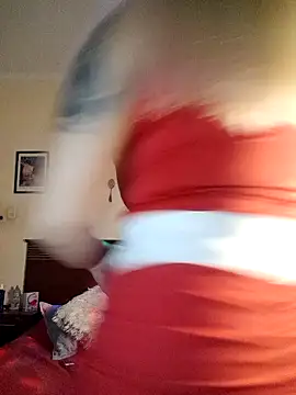 DesireSatler online show from October 17, 2025, 4:04 am