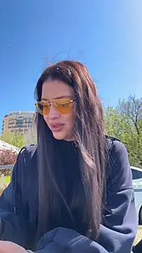 KikiWatson online show from April 17, 2026, 8:06 am