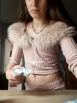 NataliaAmaru online show from November 21, 2025, 11:58 pm