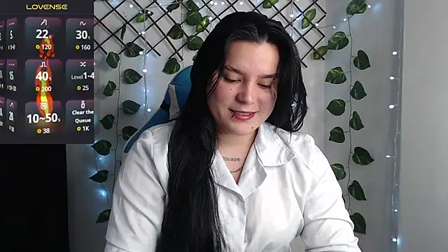 Nika 1  online show from April 4, 2026, 10:40 pm