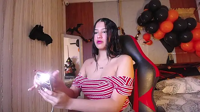 hera divine online show from October 24, 2025, 9:11 pm