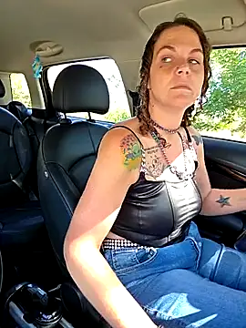 Snapshot of thatonespicychick chatting on September 28, 2025, 6:24 pm thatonespicychick online show from September 28, 2025, 6:24 pm