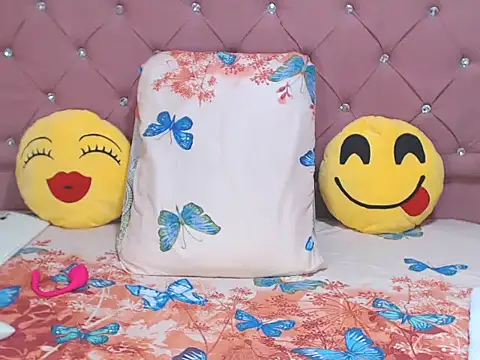 sharonbrown28 online show from October 28, 2025, 9:50 pm