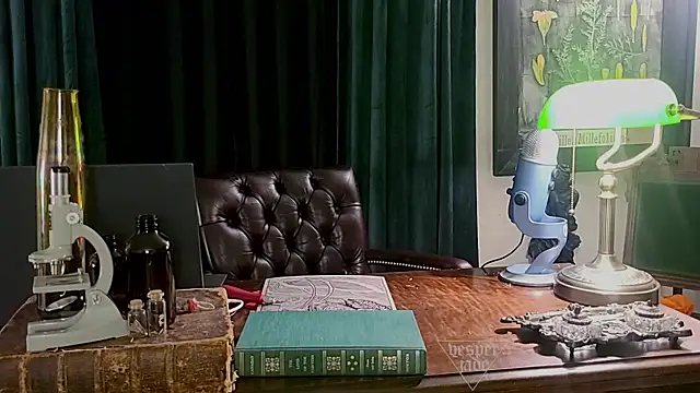 vesperjadex online show from February 1, 2025, 1:44 am