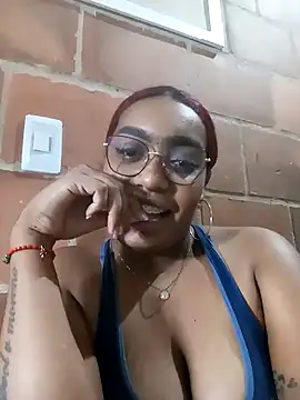 Cinnamon-Skin online show from January 14, 2025, 1:15 am