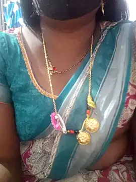 Snapshot of sana14 chatting on October 14, 2025, 5:14 pm sana14 online show from October 14, 2025, 5:14 pm