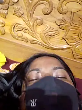 Snapshot of sana14 chatting on November 6, 2025, 9:05 pm sana14 online show from November 6, 2025, 9:05 pm