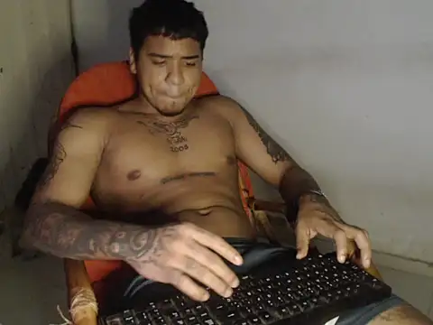 Snapshot of camiloacosta321 chatting on November 24, 2025, 6:02 am camiloacosta321 online show from November 24, 2025, 6:02 am