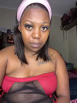 prettyghost26 online show from April 30, 2026, 5:19 pm