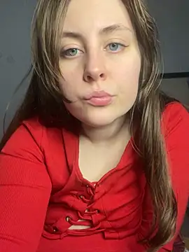 Snapshot of Topvi_ chatting on January 3, 2025, 1:14 pm Topvi online show from January 3, 2025, 1:14 pm