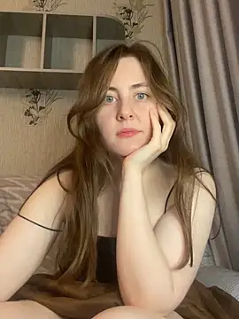 Snapshot of Topvi_ chatting on February 13, 2025, 3:56 pm Topvi online show from February 13, 2025, 3:56 pm