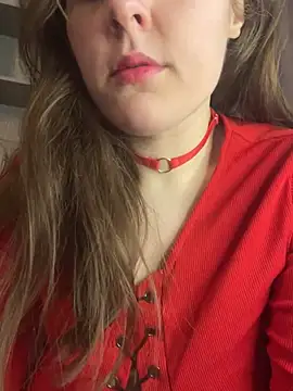 Snapshot of Topvi_ chatting on February 17, 2025, 12:05 pm Topvi online show from February 17, 2025, 12:05 pm