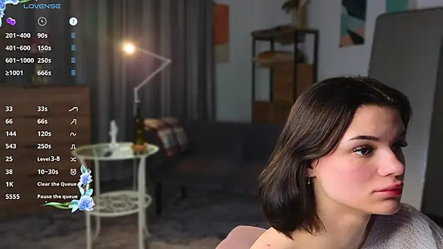 MimiLoll online show from February 27, 2025, 7:04 pm