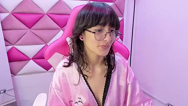 Snapshot of Danny_Face chatting on February 16, 2026, 2:46 pm Danny Face online show from February 16, 2026, 2:46 pm