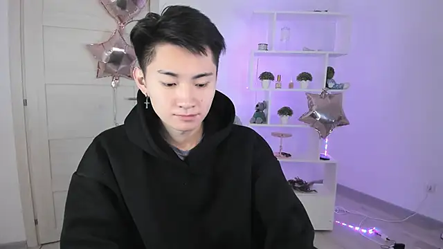 Snapshot of Miram_Yu chatting on December 2, 2024, 9:02 am Miram Yu online show from December 2, 2024, 9:02 am