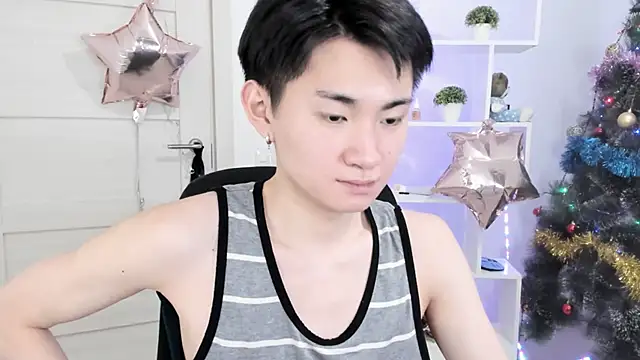 Snapshot of Miram_Yu chatting on December 17, 2024, 7:15 pm Miram Yu online show from December 17, 2024, 7:15 pm