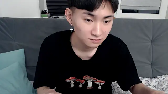 Snapshot of Miram_Yu chatting on February 9, 2025, 11:57 pm Miram Yu online show from February 9, 2025, 11:57 pm
