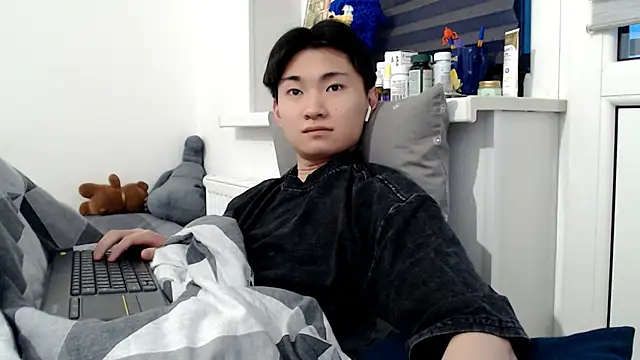 Miram Yu online show from April 26, 2026, 5:43 pm