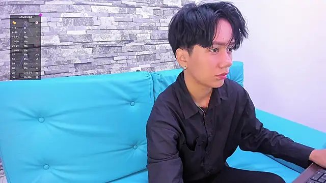 Snapshot of Eriol_ chatting on January 13, 2025, 11:41 am Eriol online show from January 13, 2025, 11:41 am