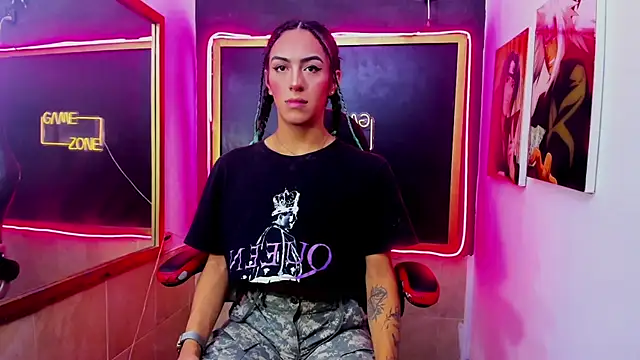 Isabella stanford2 online show from November 8, 2025, 7:23 pm