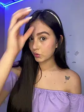 Snapshot of kanne_mia chatting on February 3, 2025, 11:05 pm kanne mia online show from February 3, 2025, 11:05 pm