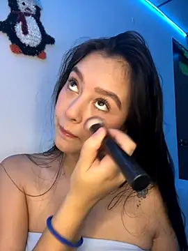 Snapshot of kanne_mia chatting on November 6, 2025, 10:32 pm kanne mia online show from November 6, 2025, 10:32 pm