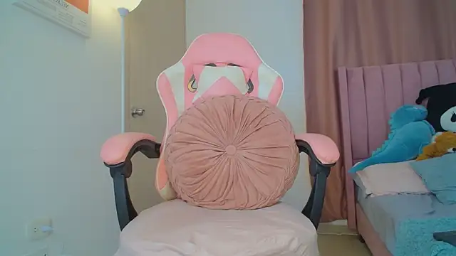 emmily forev3r online show from January 31, 2026, 9:02 pm