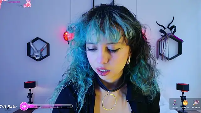 Snapshot of Sweet_Chaos chatting on October 7, 2025, 6:49 pm Sweet Chaos online show from October 7, 2025, 6:49 pm