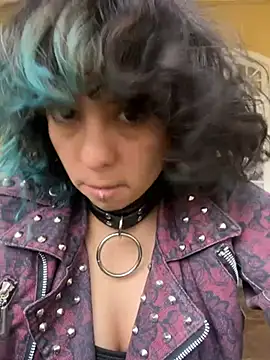 Sweet Chaos online show from February 13, 2026, 7:32 pm