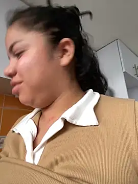 Snapshot of Elaa_euphoria chatting on January 16, 2025, 2:30 pm Elaa euphoria online show from January 16, 2025, 2:30 pm