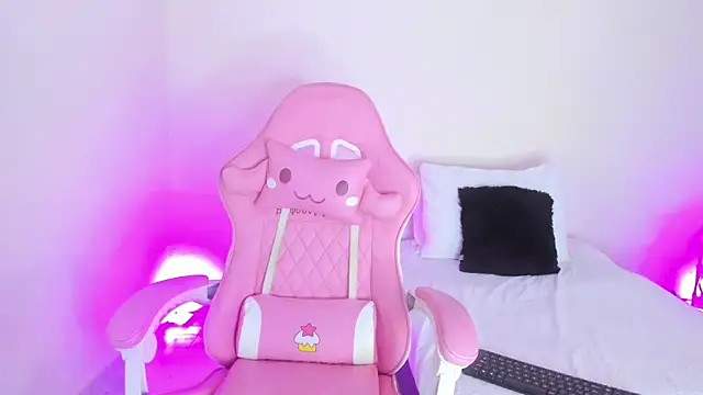 Pammela Smith online show from January 30, 2025, 10:51 pm