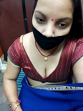 Snapshot of Manjudear chatting on June 30, 2026, 4:08 pm Manjudear online show from June 30, 2026, 4:08 pm