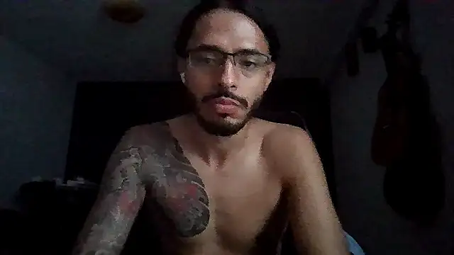 Snapshot of Donstark6669 chatting on September 17, 2025, 7:48 pm Donstark6669 online show from September 17, 2025, 7:48 pm
