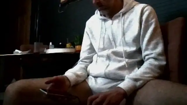 unclestefansdick online show from October 5, 2025, 10:07 pm