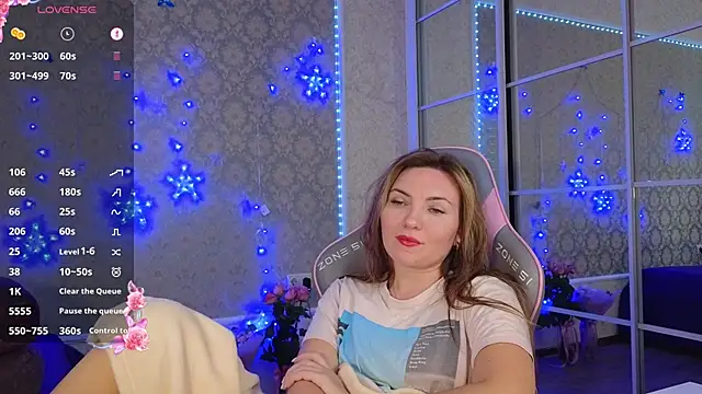 -DIVORA- online show from January 19, 2025, 12:17 pm