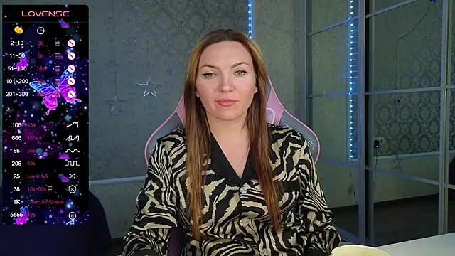 -DIVORA- online show from February 4, 2025, 2:43 pm