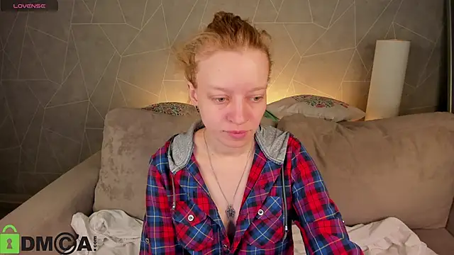 Michelle Blond online show from March 22, 2026, 7:45 am