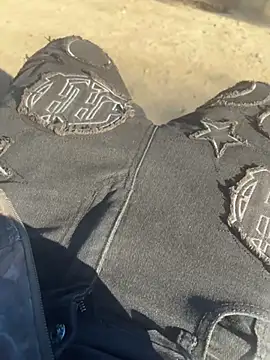 Mortero0o0 online show from April 19, 2026, 8:33 pm