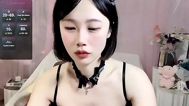 LaoSHI-999 online show from March 9, 2025, 11:03 pm