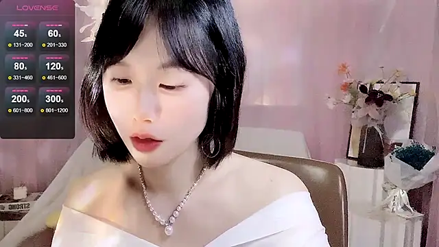 LaoSHI-999 online show from March 10, 2025, 11:49 pm