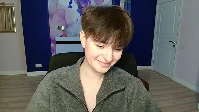 EmiliaYours online show from February 23, 2025, 4:13 pm