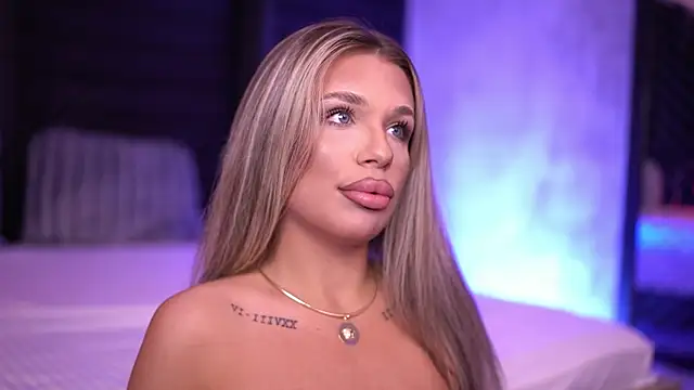 Candy Ivy online show from February 22, 2025, 10:42 pm