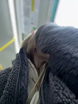 KitteCat online show from December 12, 2024, 11:50 am